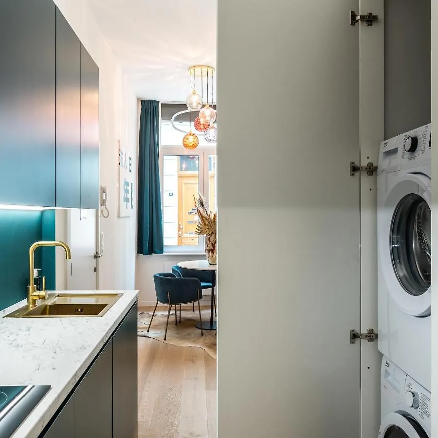 Beautiful Appartment In The Heart Of Antwerpen 0*,