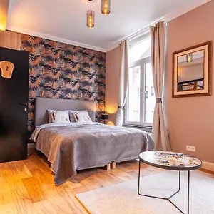 Luxury Boutique By Rikas , Antwerpen Belgien