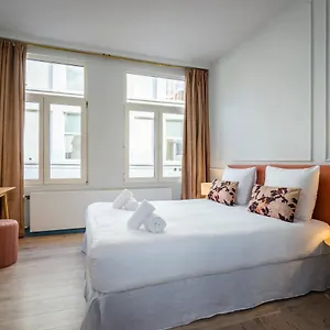 Shway - The Saffron Dress Ferienhaus